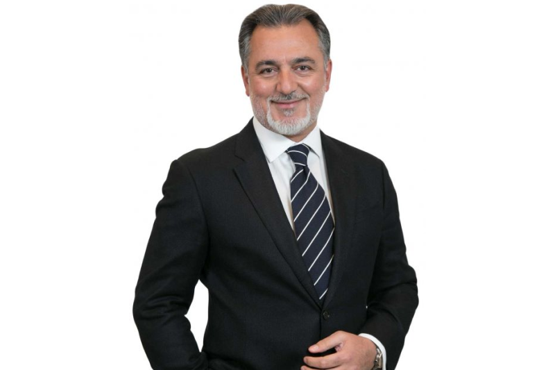Meet Dr. Reza Koopah in San Francisco